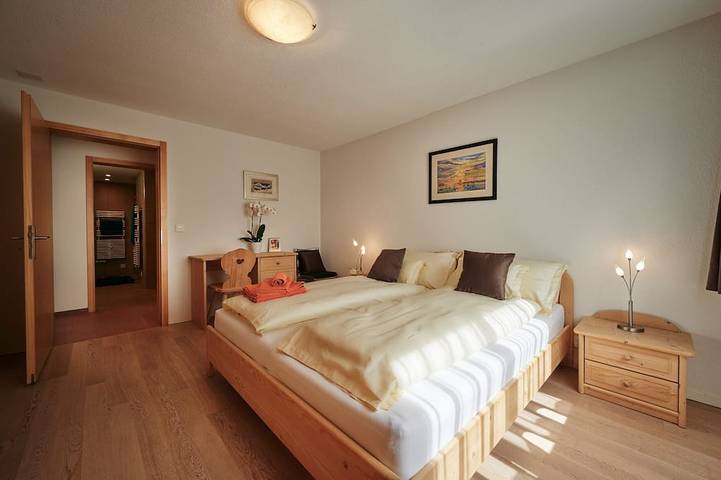 Ferienwohnung für 8 Personen, mit Garten und Terrasse sowie Sauna in Lauterbrunnen - 2