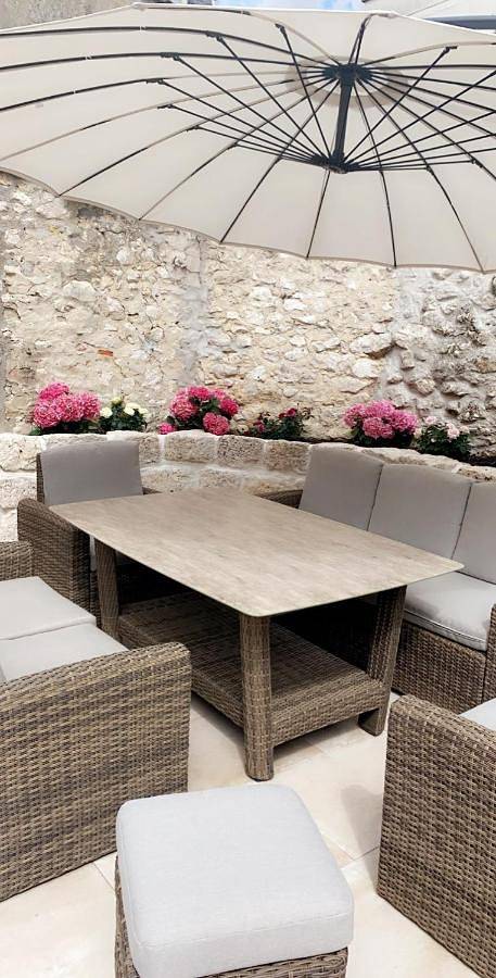 Gîte pour 6 personnes, avec jardin et piscine, adapté aux familles à Provins - 3