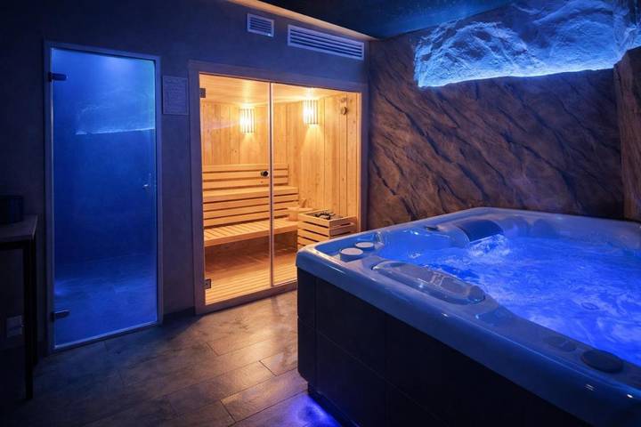 BnB für 2 Personen, mit Balkon und Whirlpool sowie Sauna am Gardasee - 3