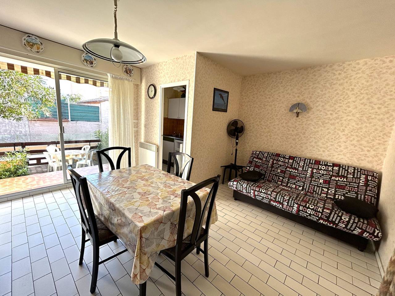 Ganze Wohnung, Erdgeschosswohnung mit Terrasse, strandnah, privater Parkplatz in La Côte Vermeille, Argelès-sur-Mer