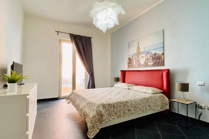 Appartamento intero, Seaview Balcony Apartment - 5mt dalla spiaggia! x6 in Lido Scaramella beach, Salerno