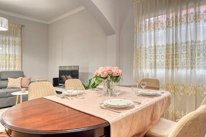 Villa Rosa, a Home in Madeira in Funchal (Santa Luzia), Isla de Madeira