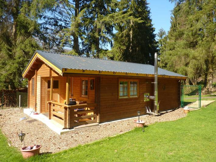 Bungalow für 4 Personen, mit Terrasse und Garten im Hunsrück