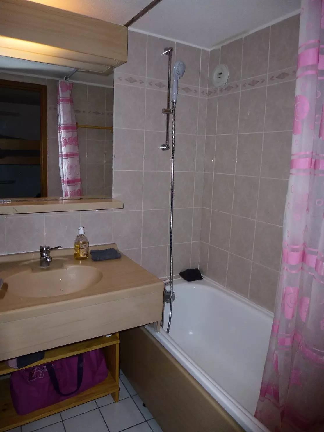 Ganze Wohnung, Ruhige Wohnung gut ausgestattet in Bessans, Region Saint-Jean-de-Maurienne