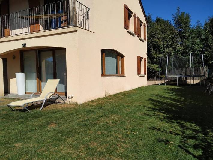 Apartamento para 4 personas, con Terraza además de Jardín y Vistas en Bourg-Madame