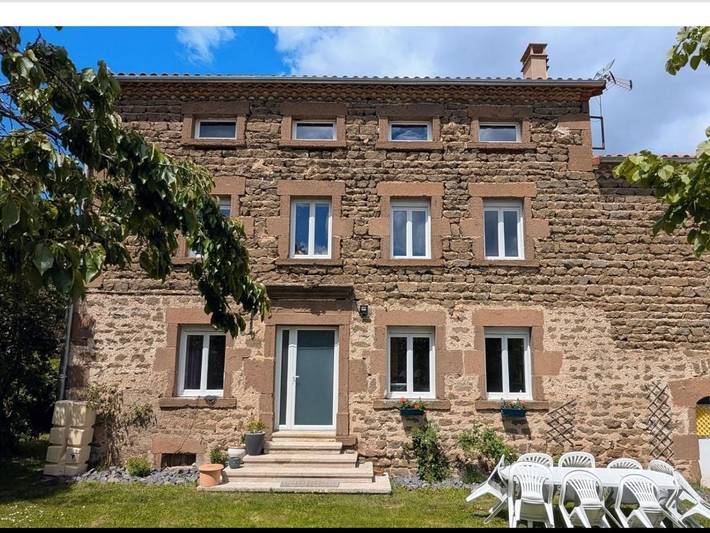 Chambre d’hôte pour 2 personnes, avec jardin à Chaspuzac