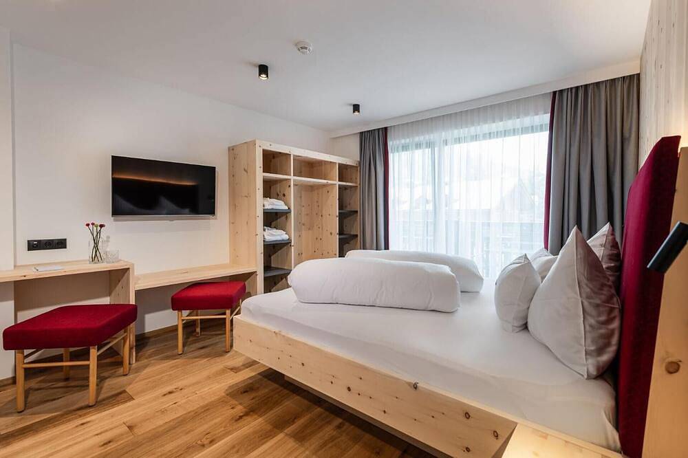 Ganze Wohnung, Apartment 'Chalet Rudla A für 4 Personen' mit Bergblick, Gemeinschaftsgarten und Wlan in Sexten, Sextener Dolomiten