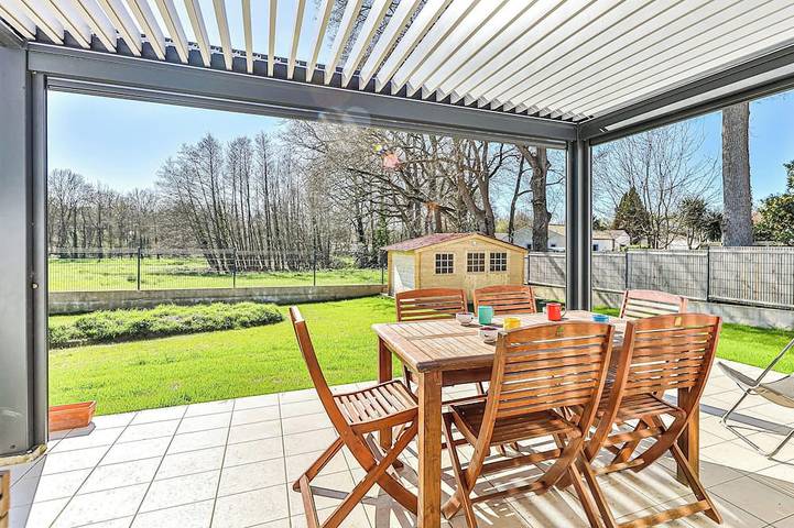 Location de vacances pour 5 personnes, avec jardin à Saint-Révérend