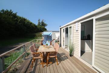 Camping für 6 Personen, mit Sauna und Terrasse sowie Whirlpool, mit Haustier in Schashagen