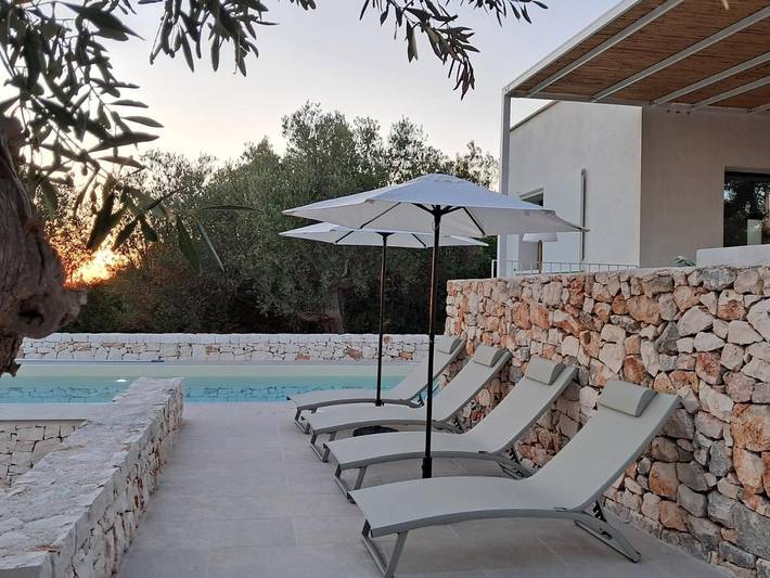 Location de vacances pour 6 personnes, avec jardin ainsi que piscine et vue à Antonelli - 3