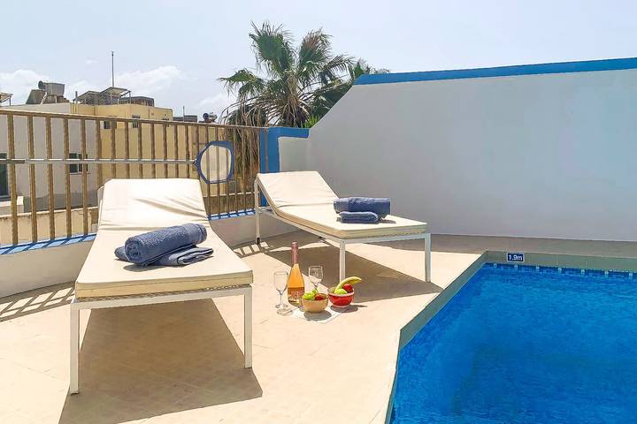 Apartamento entero, Sunny pool and terrace - Merill nb1 in il-Mellieha, Mellieha