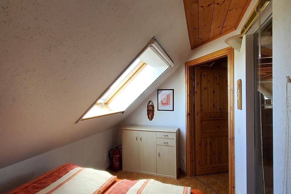 Ganze Wohnung, Sonnige und ruhige Fewo am Badeteich mit Kamin, Terrasse, gute Ausstattung in Brand-Erbisdorf, Chemnitz und Umgebung