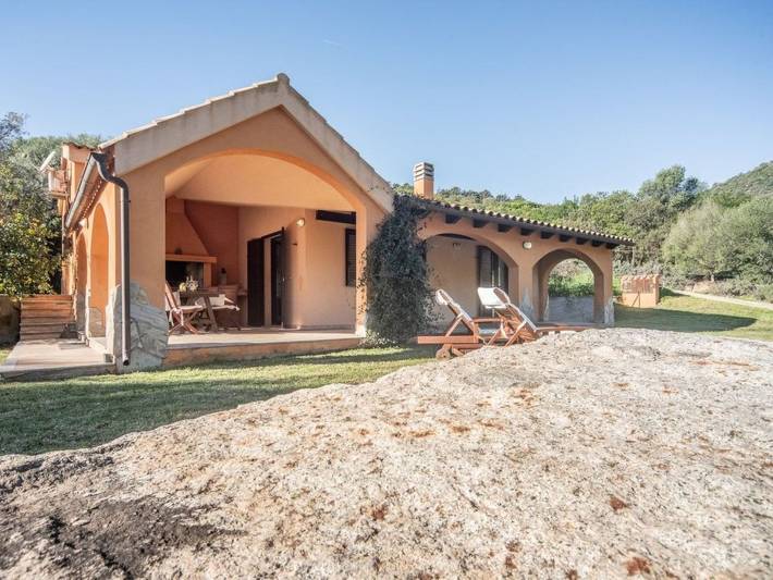 Glamping per 6 persone, con giardino in Sud della Sardegna