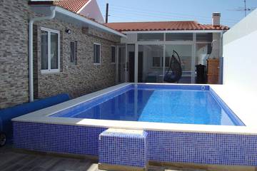 Cottage pour 10 personnes, avec balcon dans Chouto