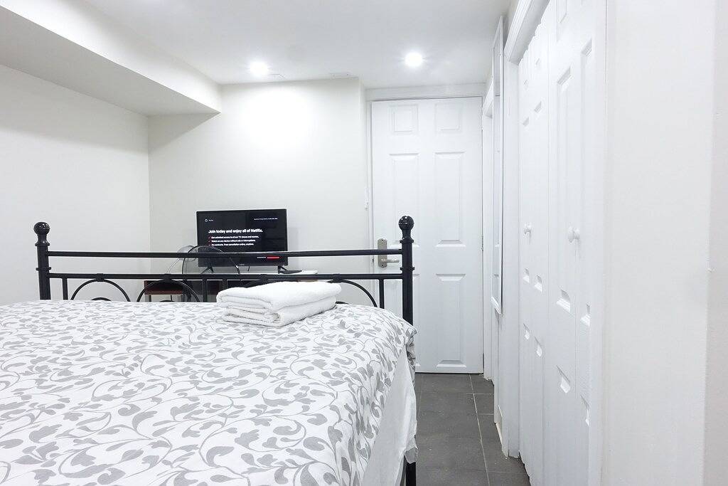 Ganze Wohnung, Best Apt To Visit minutes to Ewr airport+Free Parking in Hillside, Union County