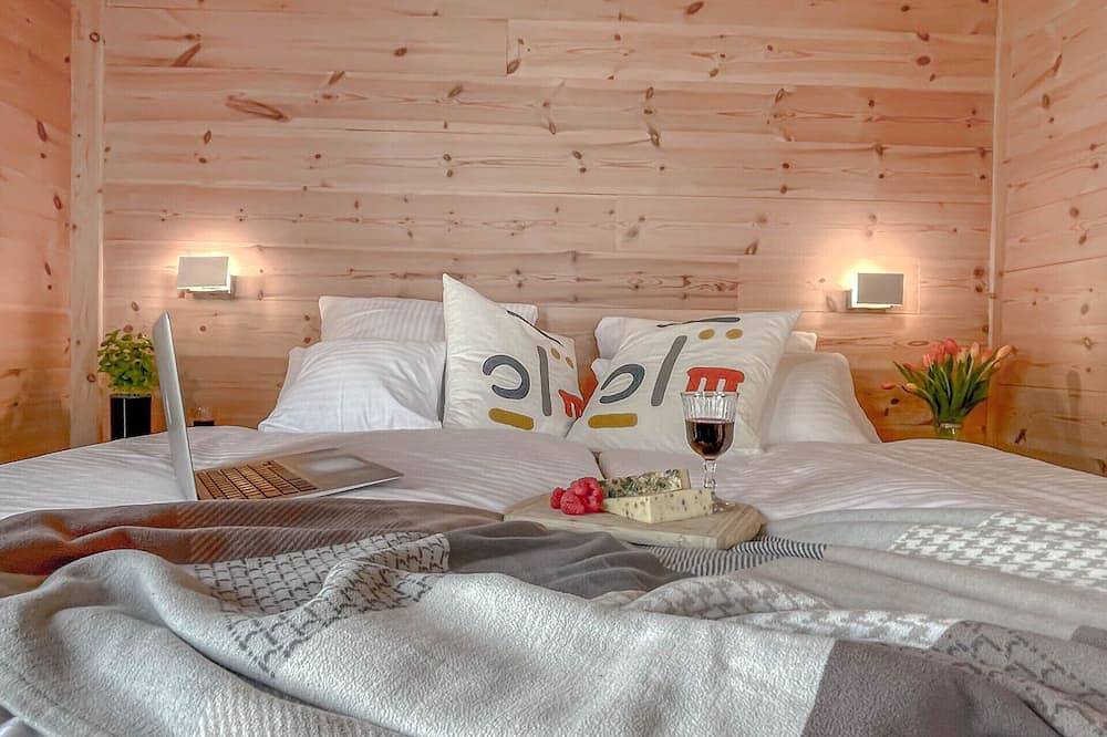 Traumhaff® Lauschiges Küstenchalet ganz aus Lärchenholz mit Kamin & Sauna Ostsee in Vogelsang-Warsin, Vorpommern Greifswald