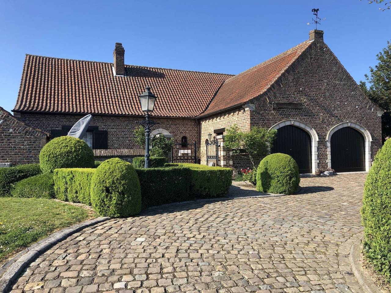 Villa pour 14 personnes avec terrasse in Bilzen, Hoge Kempen