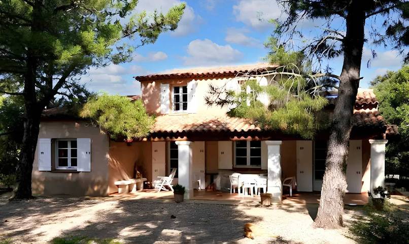 Location de vacances pour 6 personnes, avec piscine et terrasse à Le Plan-de-la-Tour - 2