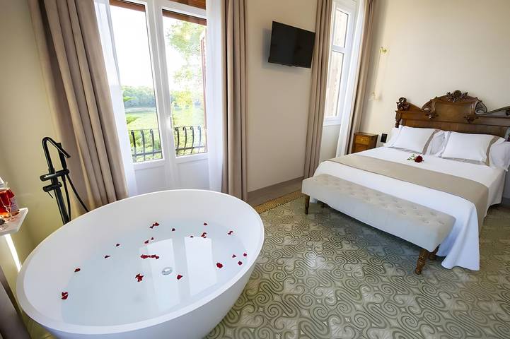 Casa rural con piscina para 2 personas, con jardín y balcón en Alt Penedès - 3