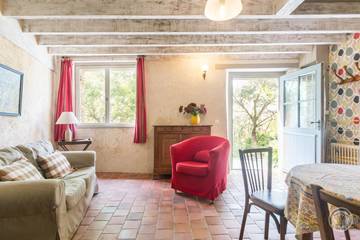 Gîte pour 2 personnes, avec jardin à Bretteville-sur-Ay