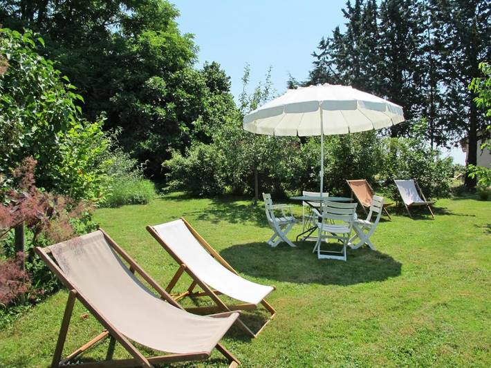 Location de vacances pour 4 personnes, avec terrasse et jardin à Monteaux - 2