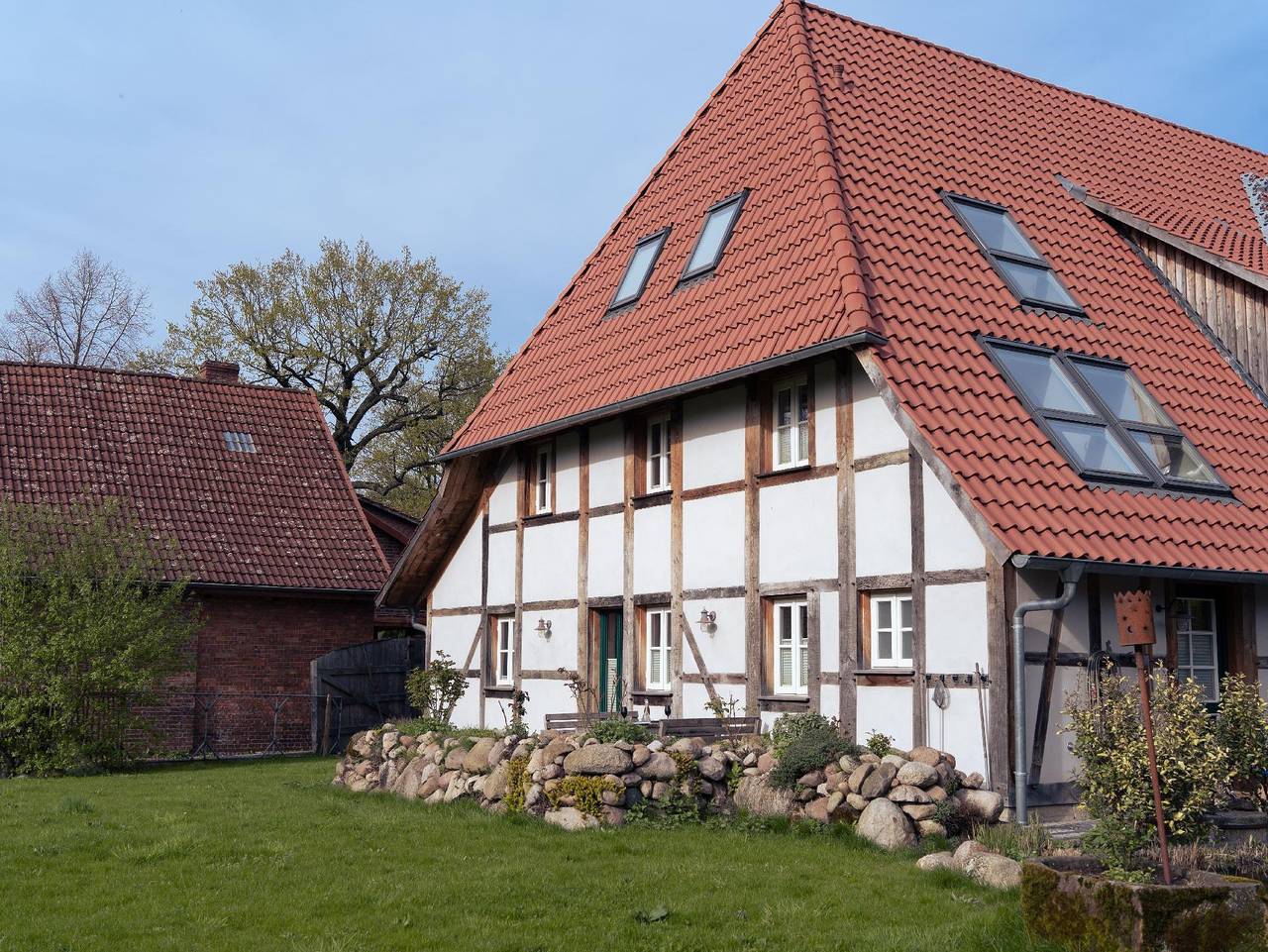 Ganze Ferienwohnung, Remark Studios - Apartment - Fachwerkhaus - Zentral in Burgwedel, Hannover und Umgebung