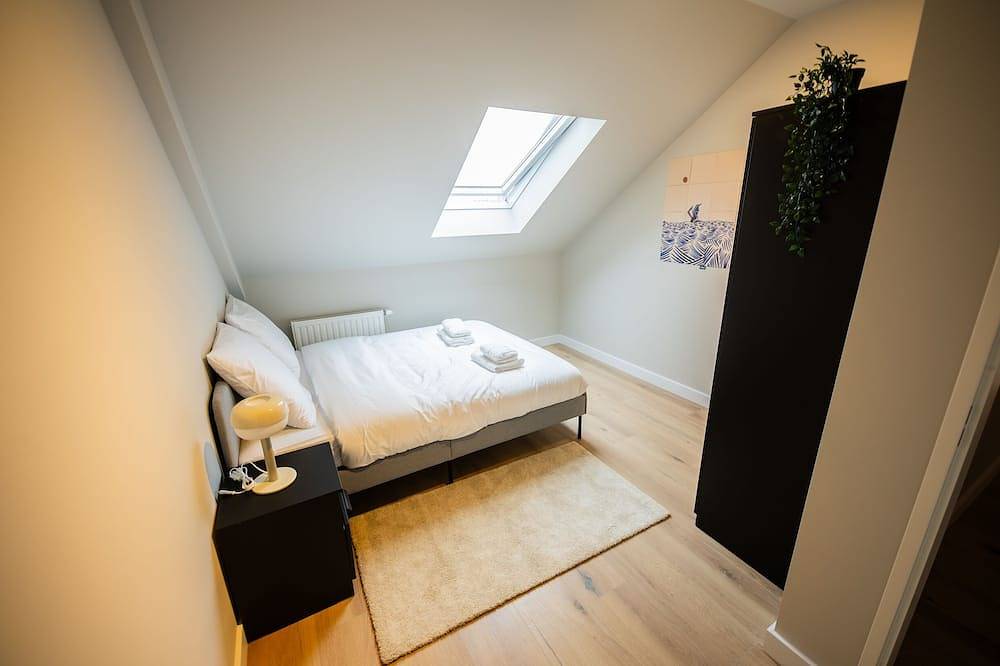 Contemporary Stylish 3Bdr Apartment  Pka in Rotterdam, Zuid-Holland
