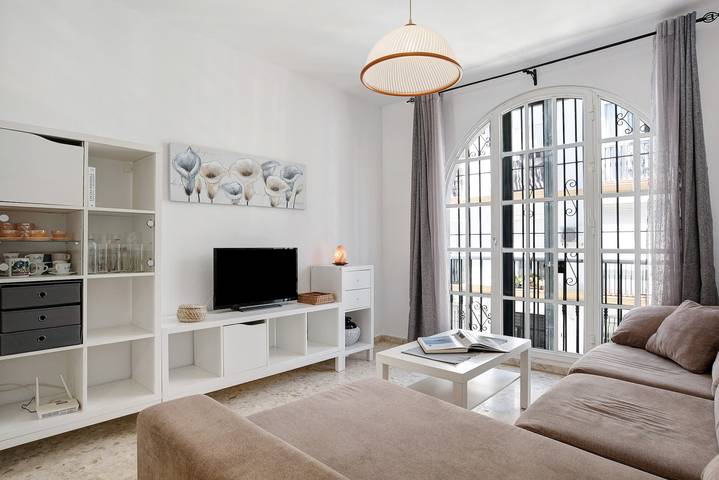Holiday apartment for 3 people, with balcony and hot tub - 1