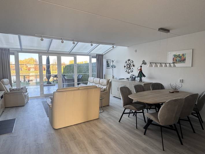 Luxurious 6-person holiday home with sauna in Zeeland Flanders in Hoofdplaat, Costa de Zelanda