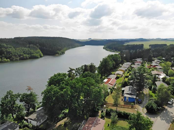 Ganze Wohnung, Ferienwohnung „Zum Segel“ 1 mit privater Terrasse und Wlan in Bungalowdorf Zadelsdorf, Zeulenroda-Triebes