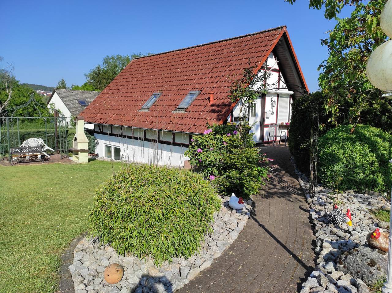Ferienhaus 'am Aartalsee' mit privater Terrasse, privatem Garten und Wi-Fi in Hohenahr, Naturpark Lahn-Dill-Bergland