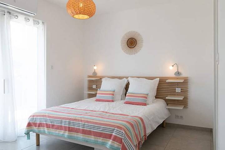 Location de vacances pour 6 personnes, avec balcon et jardin à Sainte-Lucie-de-Tallano - 2