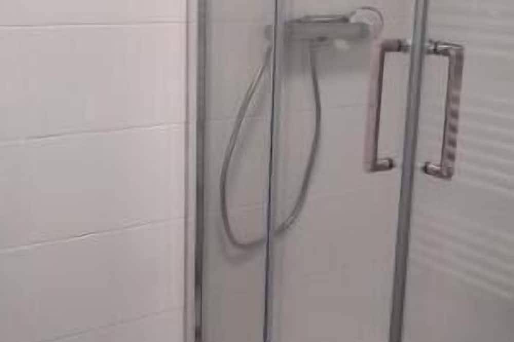 Entire apartment, Joli Appartement Proche Gare Massy Tgv Orly Saclay in Massy, Essonne