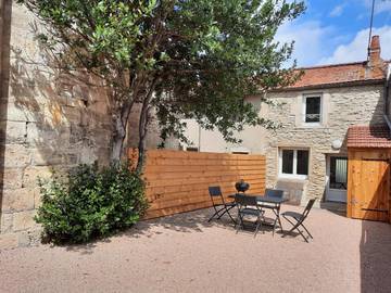 Gîte pour 3 personnes, avec jardin à Gannat