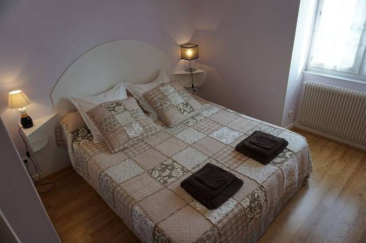 Location de vacances pour 6 personnes, avec jardin à Santenay - 2