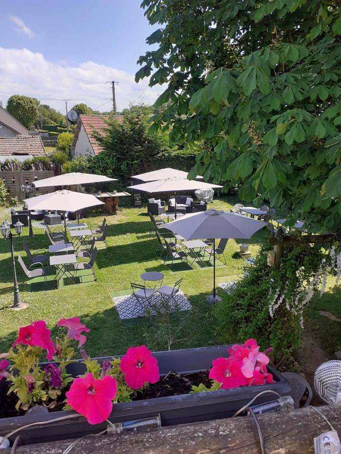 Twin Room with Shared Bathroom in Auberville, Région de Lisieux