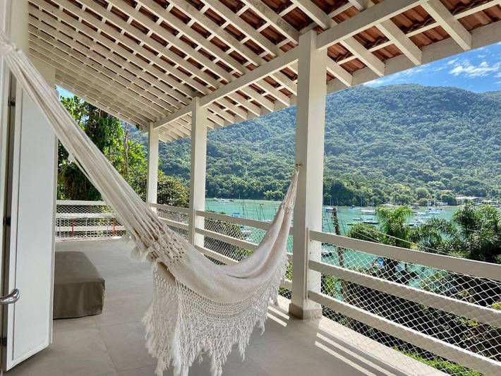 Casas e apartamentos de temporada para 10 pessoas, com vista e jardim e ainda terraço em Praia Domingas Dias