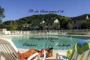 Gîte pour 4 personnes, avec terrasse et piscine, animaux acceptés à Saint-Geniez-d'Olt