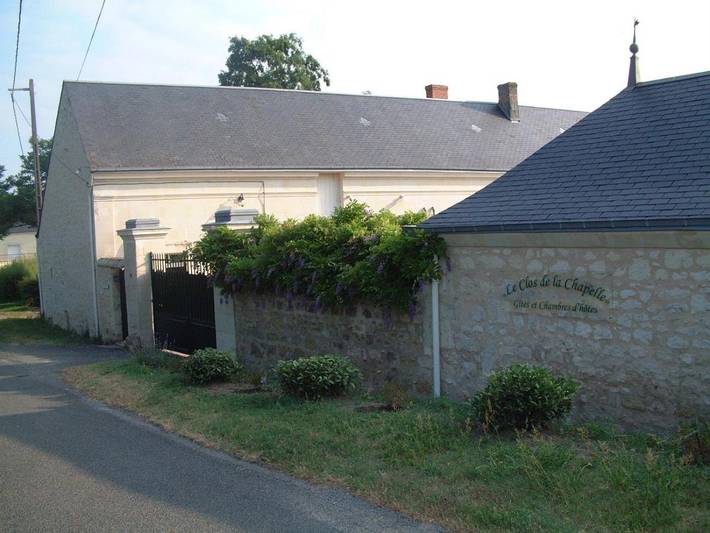 Location de vacances pour 5 personnes, avec vue et piscine à La Chapelle-sur-Loire - 2