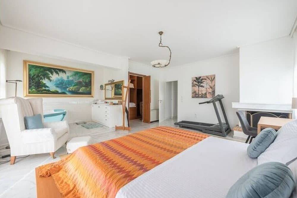 Geheel appartement, Varkiza Riviera in Varkiza, Vari