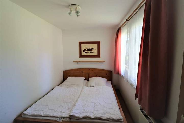 Ferienhaus für 6 Personen, mit Garten in Tanna