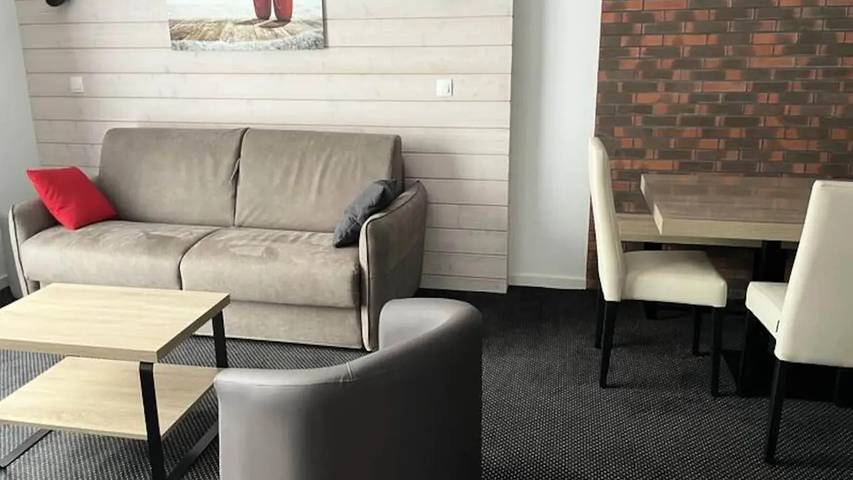 Appartement de vacances pour 7 personnes, avec balcon et piscine, animaux acceptés - 1