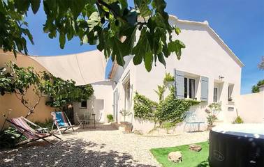 Gîte pour 4 personnes, avec terrasse et jardin à Mazan