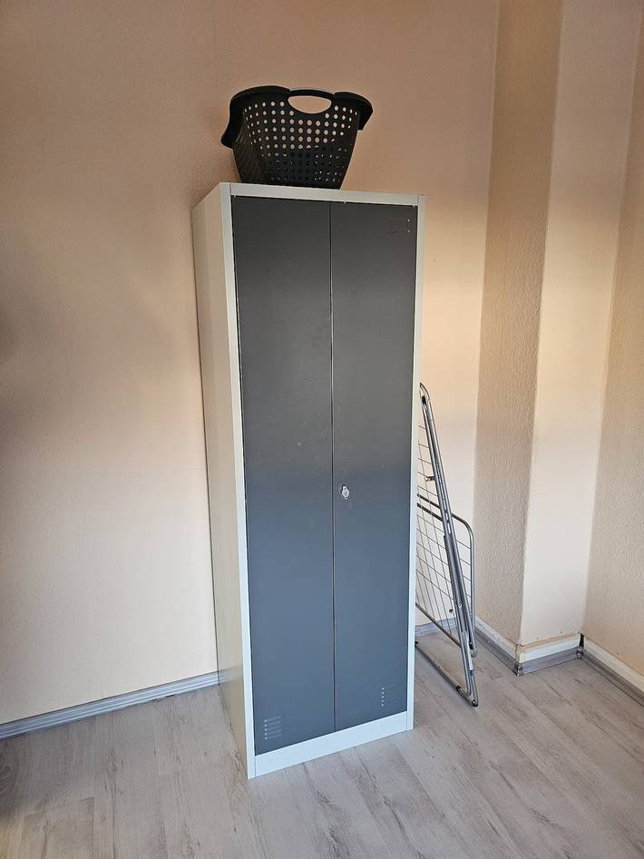 Ganze Ferienwohnung, Monteurwohnung an der Raffinerie Leuna 5 min zu Fuß in Leuna, Saale-Unstrut
