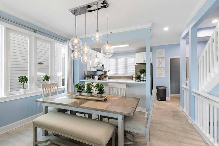 Vacation rental for 6 people, with yard and balcony as well as pool in Longboat Key