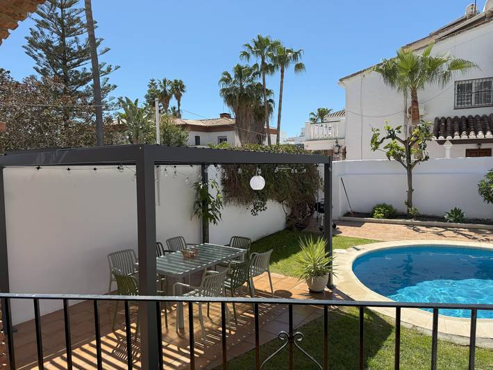 Villa Victoria in Playa de Burriana, Nerja
