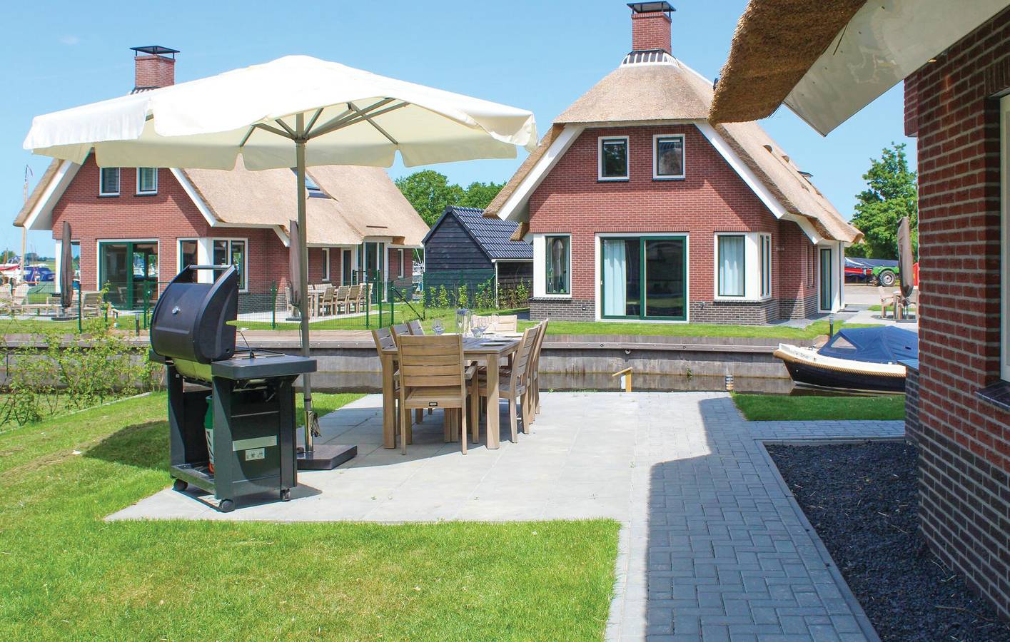 Ferienhaus für 8 Personen mit Terrasse in Idskenhuizen, Ijsselmeer