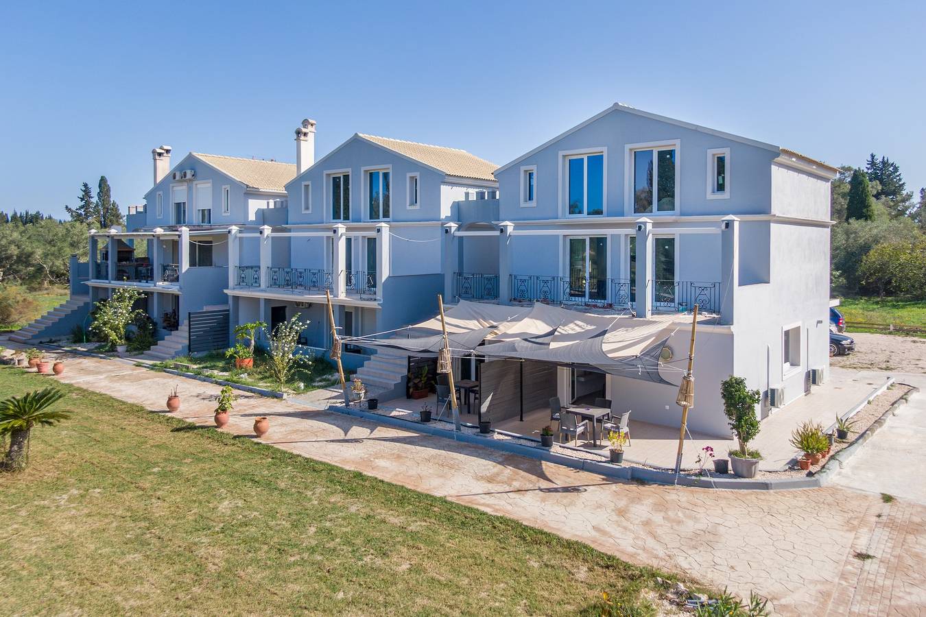 Appartement entier, Appartement 'Starry Sky Luxury 1' avec jardin partagé, Wi-Fi et climatisation in Corfou