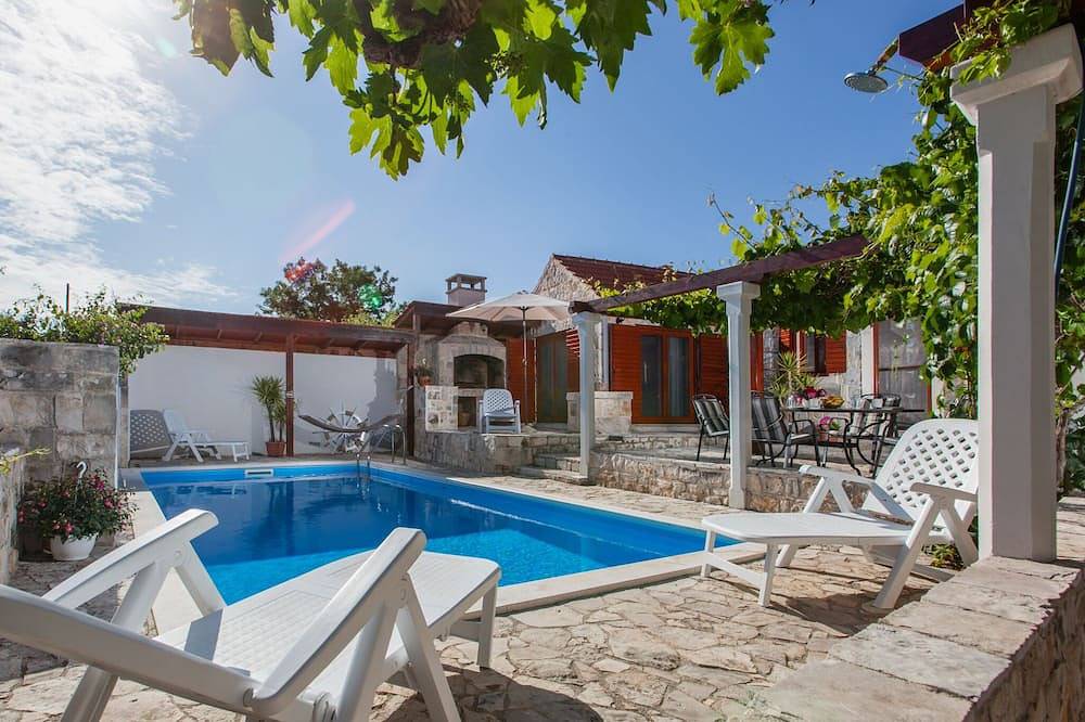 Rustikale Villa für 6 Personen mit privatem Pool auf der Insel Solta in Grohote, Solta