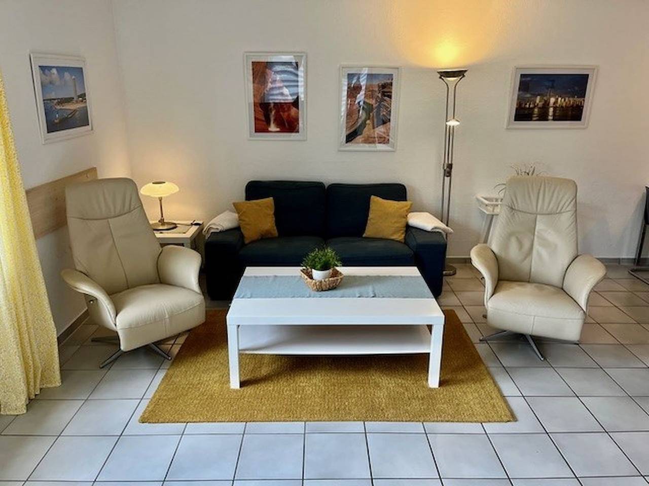 Ganze Wohnung, Moderne Ferienwohnung Lucky mit Wintergarten, Terrasse und Garten in Westfehmarn, Petersdorf auf Fehmarn